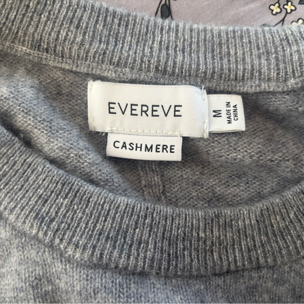 Evereve Edith Cashmere Pullover Crewneck Sweater Heather Gray Size Medium - Picture 3 of 3